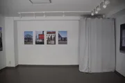 Ansicht der Ausstellung Im Weg Stehen